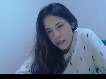 Sofi_Qi Chaturbate stream image from May 19, 2025