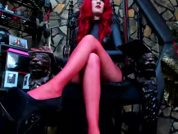 Victoriaheller Chaturbate stream image from May 19, 2025