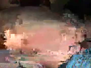 Brokecollegeboinate Chaturbate stream image from May 19, 2025