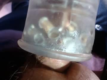 Daddyfuckmedeeper Chaturbate stream image from May 19, 2025