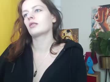 Fancynadine Chaturbate stream image from May 19, 2025