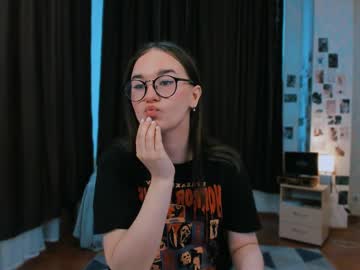 Imhermesbaby Chaturbate stream image from May 19, 2025