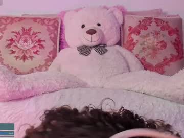 Julieta_Cooper20 Chaturbate stream image from May 19, 2025