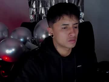 Boylatin_777 Chaturbate stream image from May 19, 2025