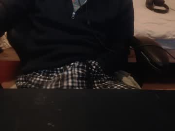 Grandepapis121 Chaturbate stream image from May 19, 2025