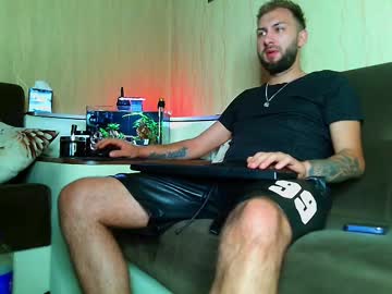 Jamienoxus Chaturbate stream image from May 19, 2025