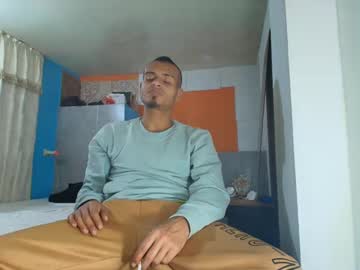Lobo_Cockk Chaturbate stream image from May 19, 2025