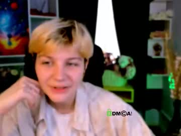 Smuzi_Muzi Chaturbate stream image from May 19, 2025