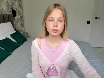 Tenderness_18 Chaturbate stream image from May 19, 2025