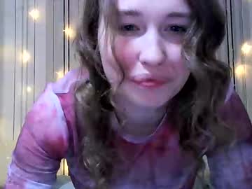 Ellemill Chaturbate stream image from May 19, 2025