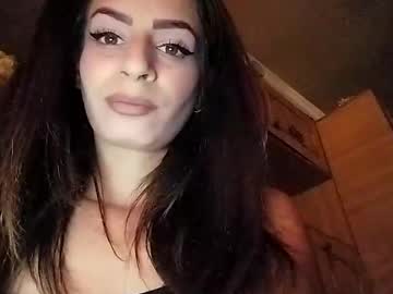 Littlesweet751 Chaturbate stream image from May 19, 2025