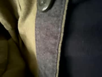Genrusjim Chaturbate stream image from May 19, 2025