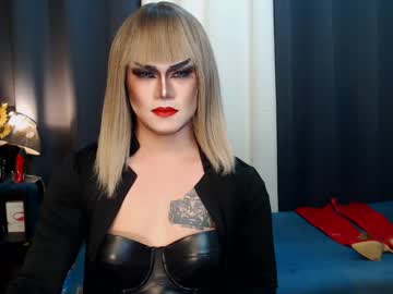 Xyournightmarequeenx Chaturbate stream image from May 19, 2025