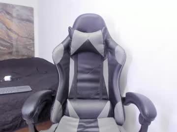 Zeldasmithxx Chaturbate stream image from May 19, 2025