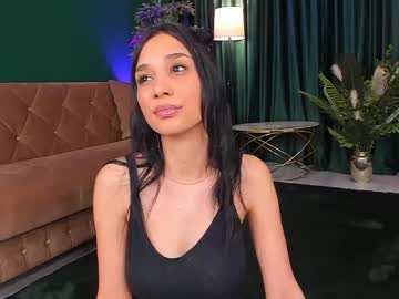 Carmellaoncampus Chaturbate stream image from May 19, 2025