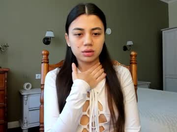 Lanalandd Chaturbate stream image from May 19, 2025