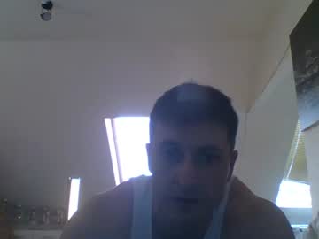 Musclehardrasty stream image from May 19, 2025