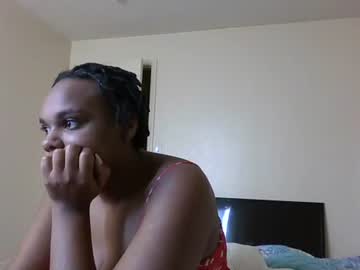 Foxygoddess18 Chaturbate stream image from May 19, 2025