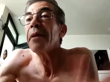 Javierjjju Chaturbate stream image from May 19, 2025