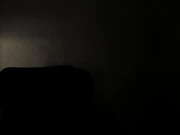 Laraabakerr Chaturbate stream image from May 19, 2025