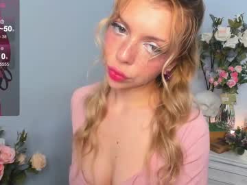 Lindacrystalofc Chaturbate stream image from May 19, 2025