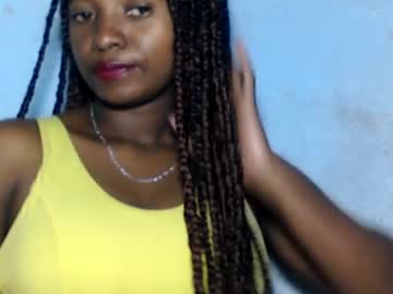 Malinah01 Chaturbate stream image from May 19, 2025