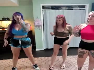 Thesexperts420 Chaturbate stream image from May 19, 2025