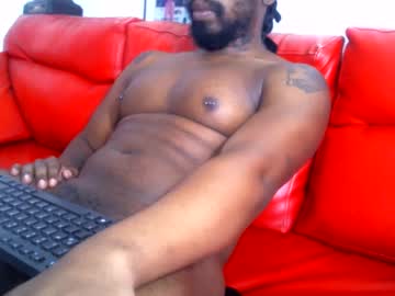 Ostinsantoss Chaturbate stream image from May 19, 2025