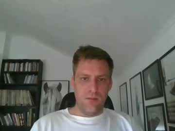 Thedon2123 Chaturbate stream image from May 19, 2025