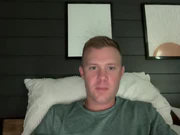 Whoops1017 Chaturbate stream image from May 19, 2025