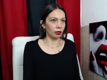 Karla_Goldenst Chaturbate stream image from May 19, 2025