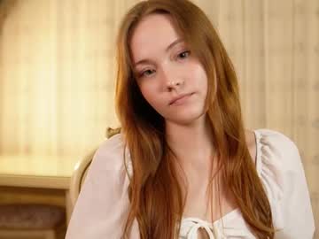 Leaphyy Chaturbate stream image from May 19, 2025