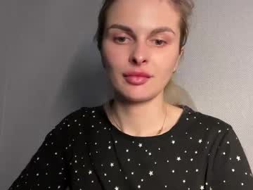 Love_Sofia_Kiss Chaturbate stream image from May 19, 2025