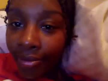 Innocentcuteface Chaturbate stream image from May 19, 2025