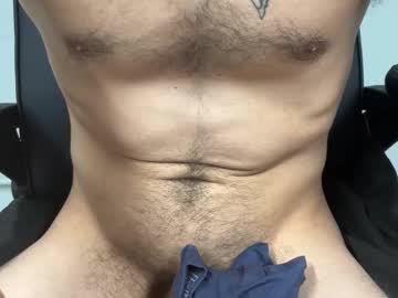 Kinmanalex Chaturbate stream image from May 19, 2025