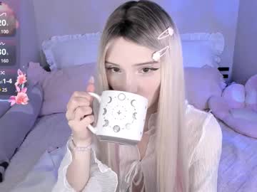 Alice_Brune Chaturbate stream image from May 19, 2025