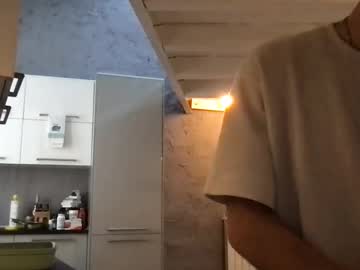 Icyninesix Chaturbate stream image from May 19, 2025