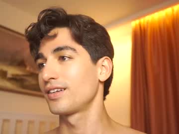 Alandenavarre Chaturbate stream image from May 19, 2025