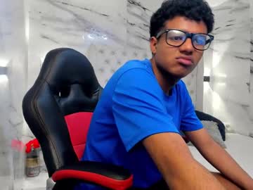 Bruno_Blaze Chaturbate stream image from May 19, 2025