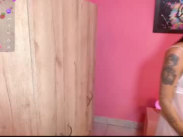 Sofia_Gold_ Chaturbate stream image from May 19, 2025