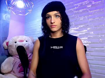 Amandableade Chaturbate stream image from May 19, 2025