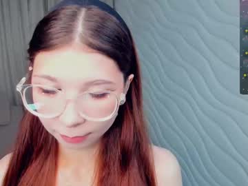 Blisscutie Chaturbate stream image from May 19, 2025