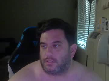 Daddybody4u Chaturbate stream image from May 19, 2025