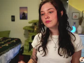 Emmachoice Chaturbate stream image from May 19, 2025