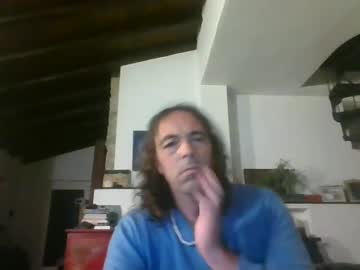 27lv27 Chaturbate stream image from May 19, 2025
