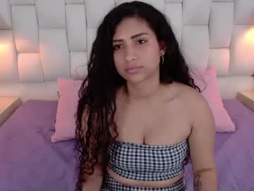 Mirellaadams Chaturbate stream image from May 19, 2025