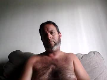 Rubbingoneout714 Chaturbate stream image from May 19, 2025