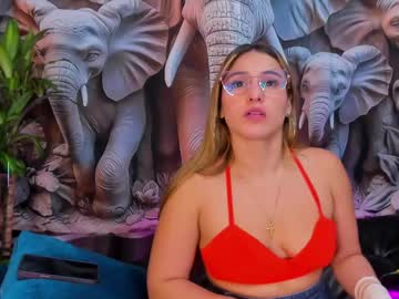 Sophie_Janner Chaturbate stream image from May 19, 2025
