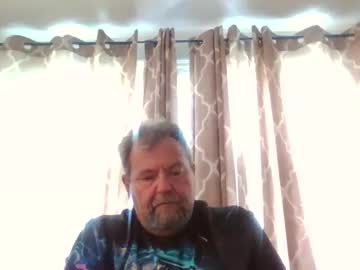 Suenixon Chaturbate stream image from May 19, 2025