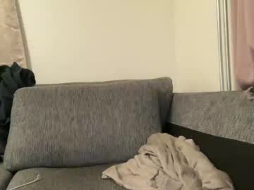 Mamazita111 Chaturbate stream image from May 19, 2025